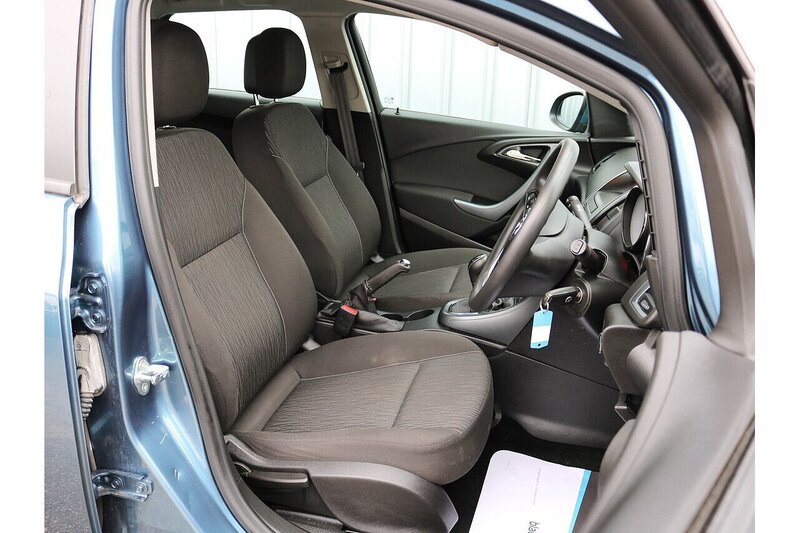 Used Vauxhall Astra 2012 for sale - 76821318: Photo 10