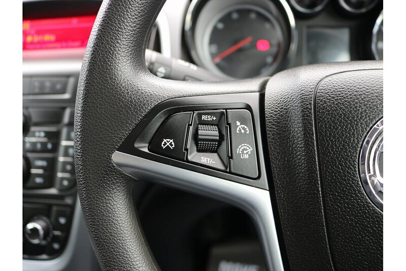 Used Vauxhall Astra 2012 for sale - 76821318: Photo 13