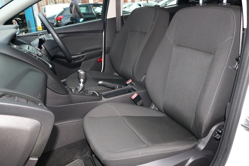 Used Ford Focus 2015 for sale - 74265765: Photo 16