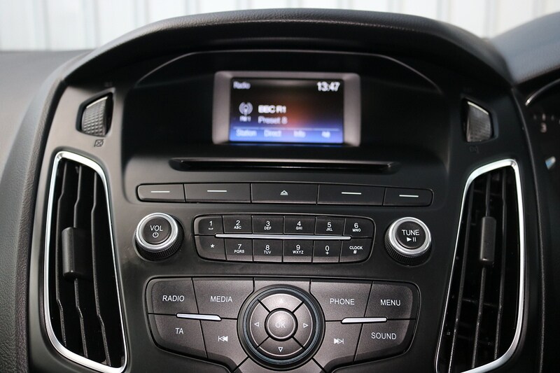 Used Ford Focus 2015 for sale - 74265765: Photo 25