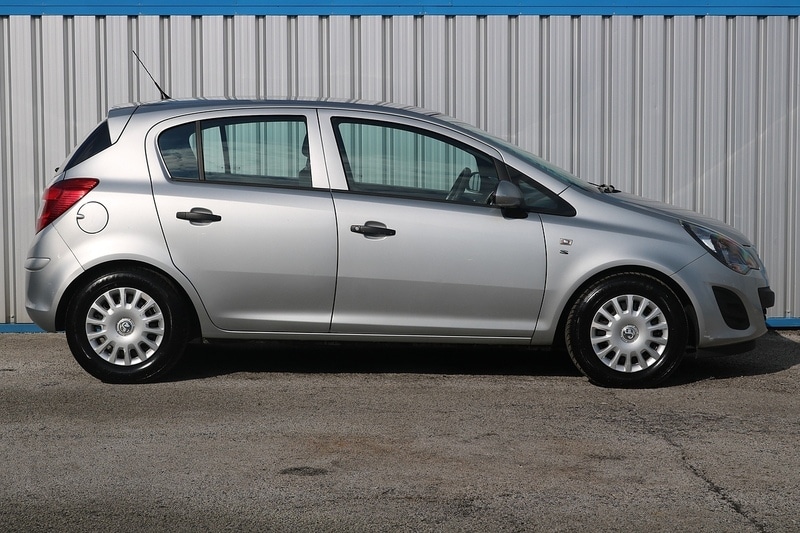Used Vauxhall Corsa 2015 for sale - 74265718: Photo 3