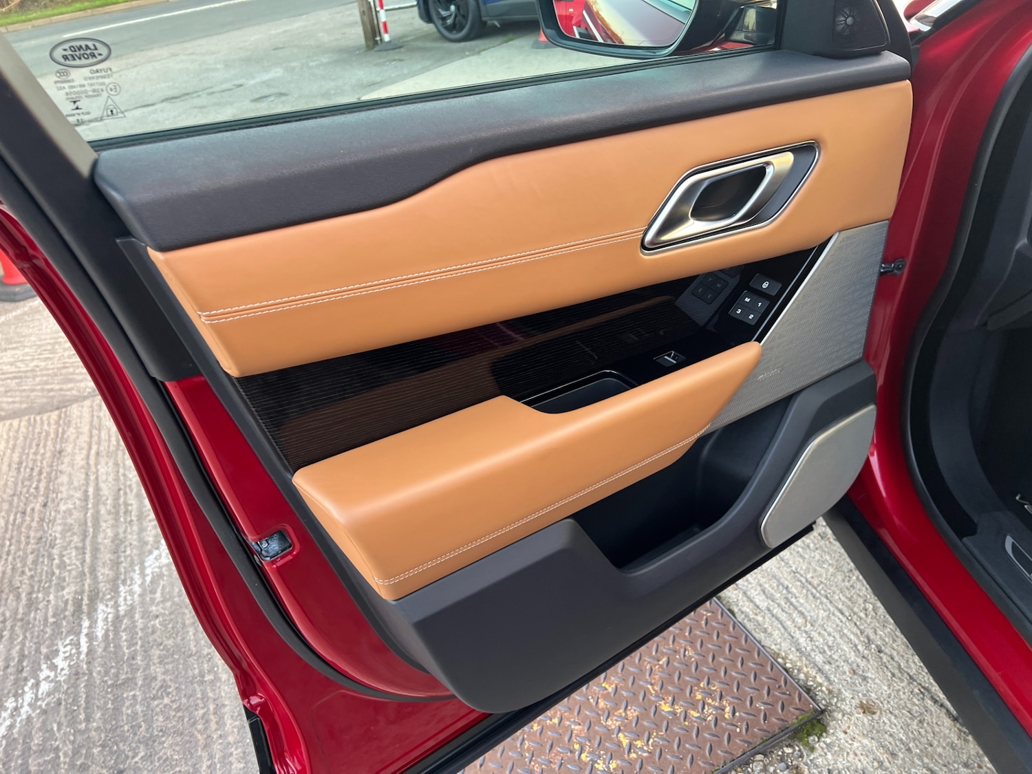 Used Land Rover Range Rover Velar 2019 for sale - 76518477: Photo 16