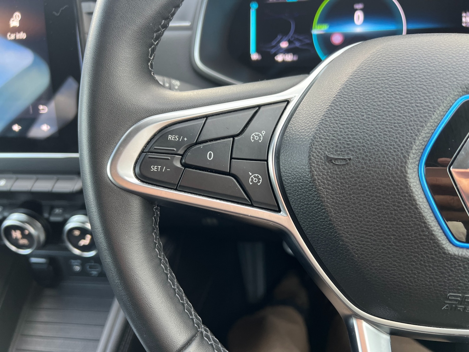 Used Renault Zoe 2020 for sale - 76669274: Photo 24