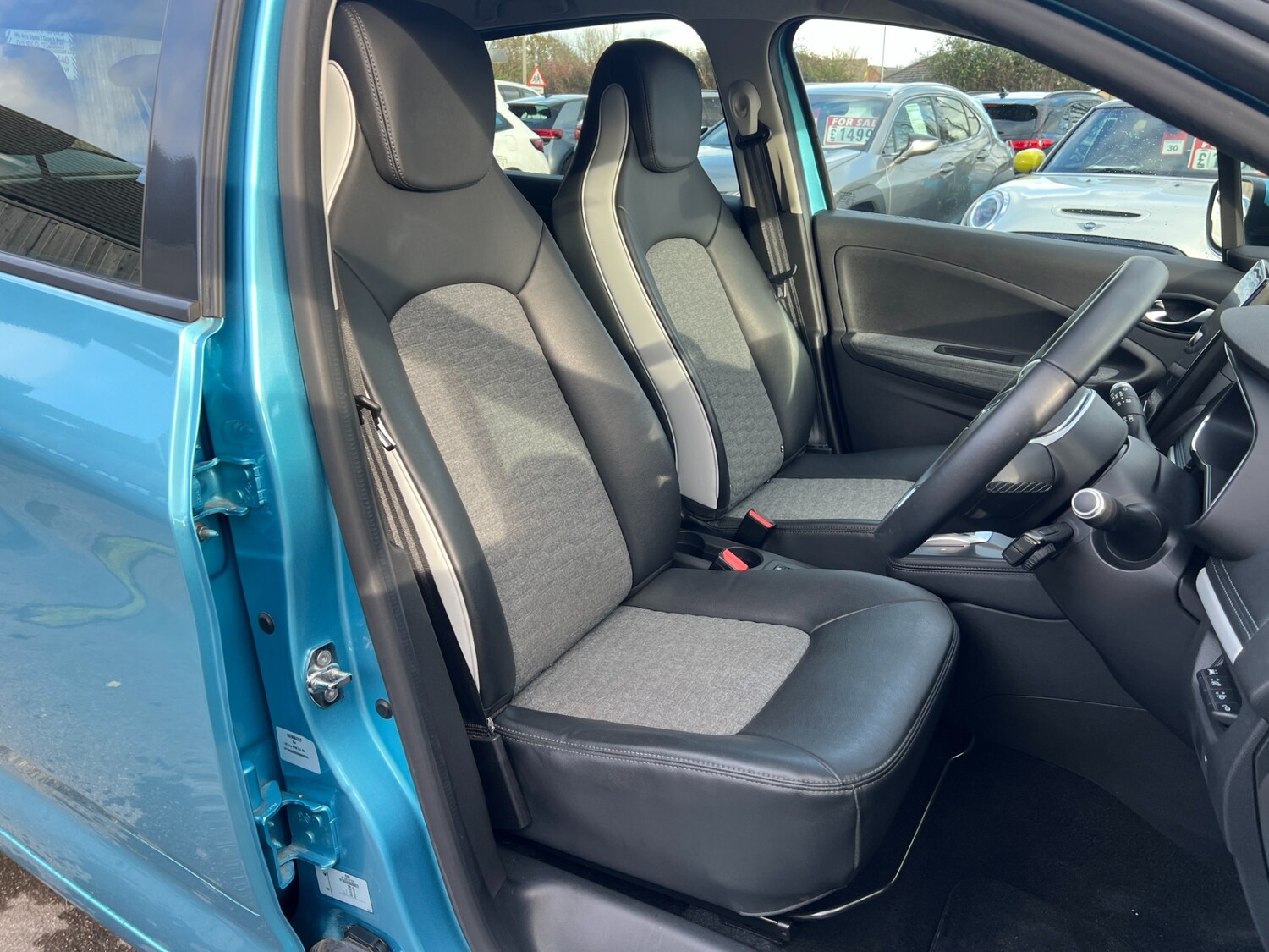 Used Renault Zoe 2020 for sale - 76669274: Photo 32