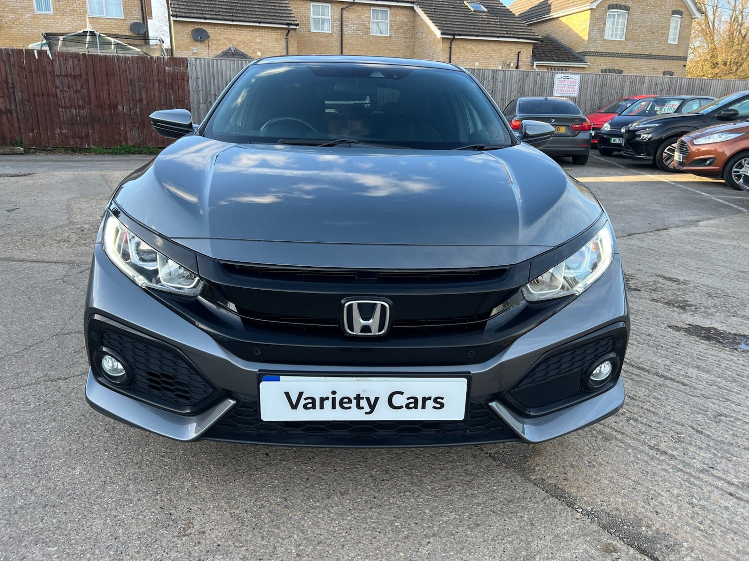 Used Honda Civic 2019 for sale - 77890197: Photo 2