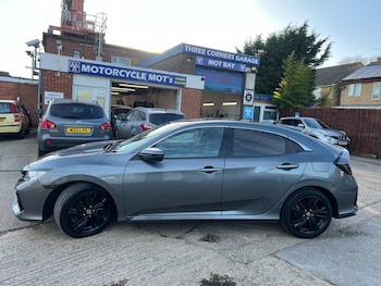 Used Honda Civic 2019 for sale - 77890197: Photo