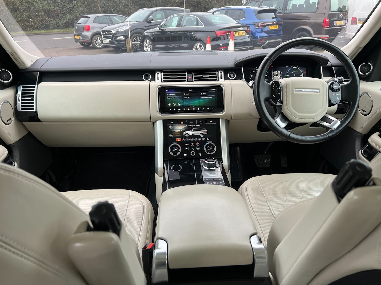 Used Land Rover Range Rover 2018 for sale - 77168743: Photo 2