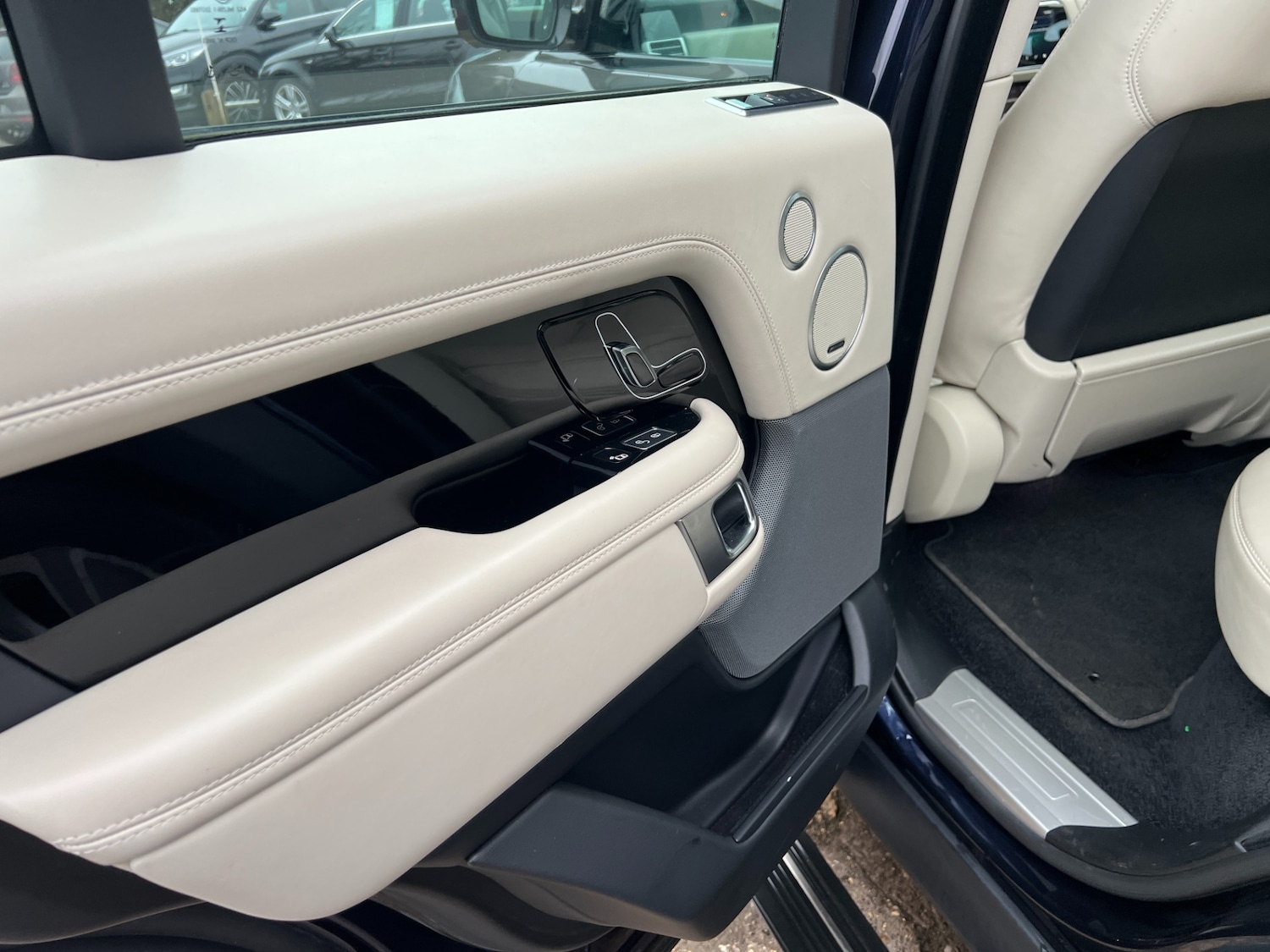 Used Land Rover Range Rover 2018 for sale - 77168743: Photo 48