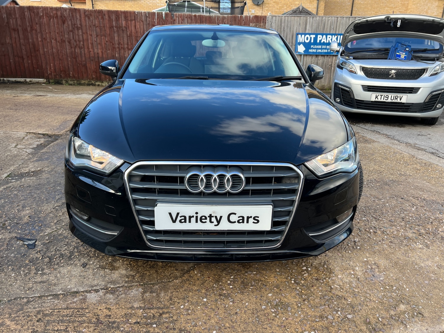 Used Audi A3 2013 for sale - 77450148: Photo 2