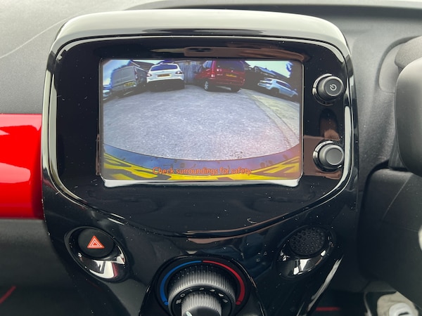 Used Toyota AYGO 2015 for sale - 76272726: Photo 19