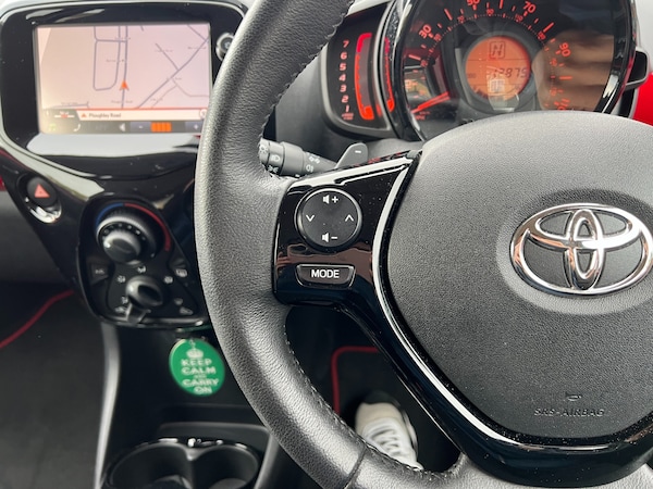 Used Toyota AYGO 2015 for sale - 76272726: Photo 27
