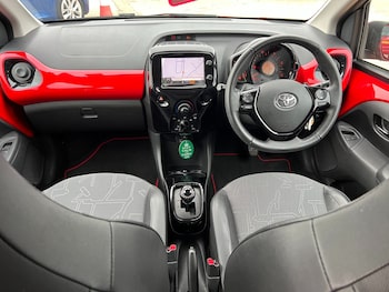 Used Toyota AYGO 2015 for sale - 76272726: Photo