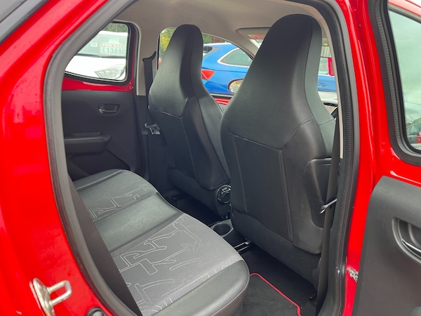Used Toyota AYGO 2015 for sale - 76272726: Photo 34
