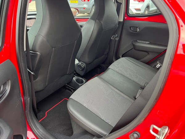 Used Toyota AYGO 2015 for sale - 76272726: Photo 38