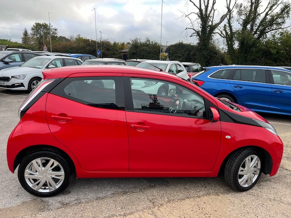 Used Toyota AYGO 2015 for sale - 76272726: Photo 9