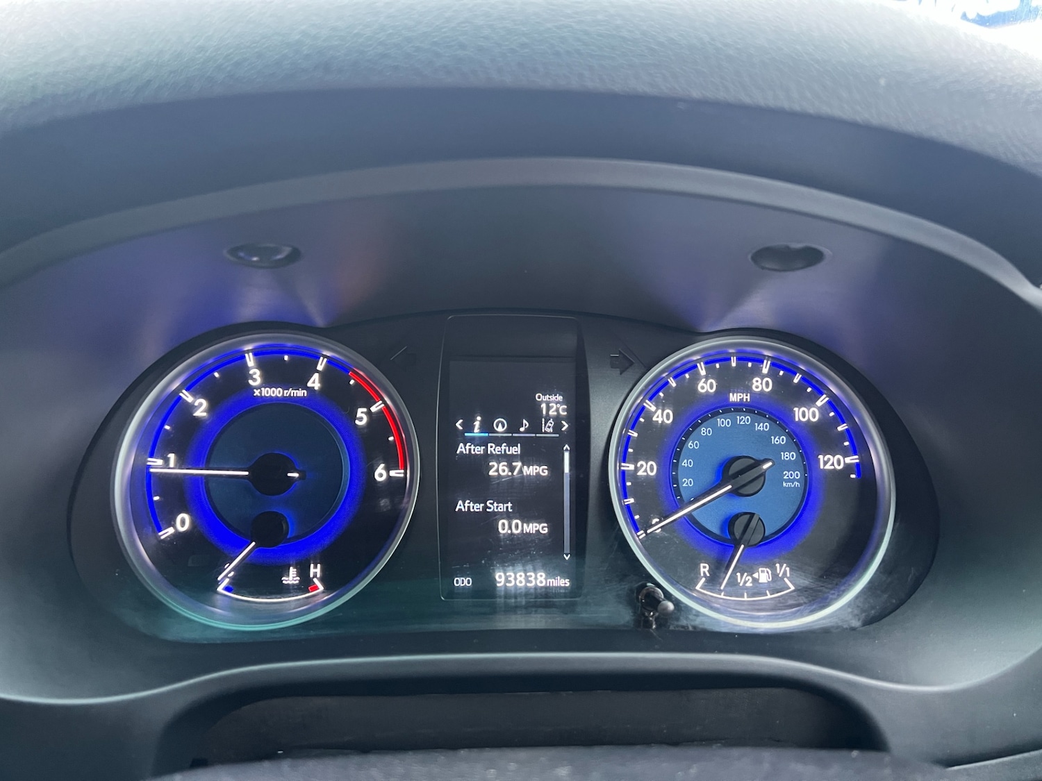 Used Toyota Hilux 2017 for sale - 77005439: Photo 24