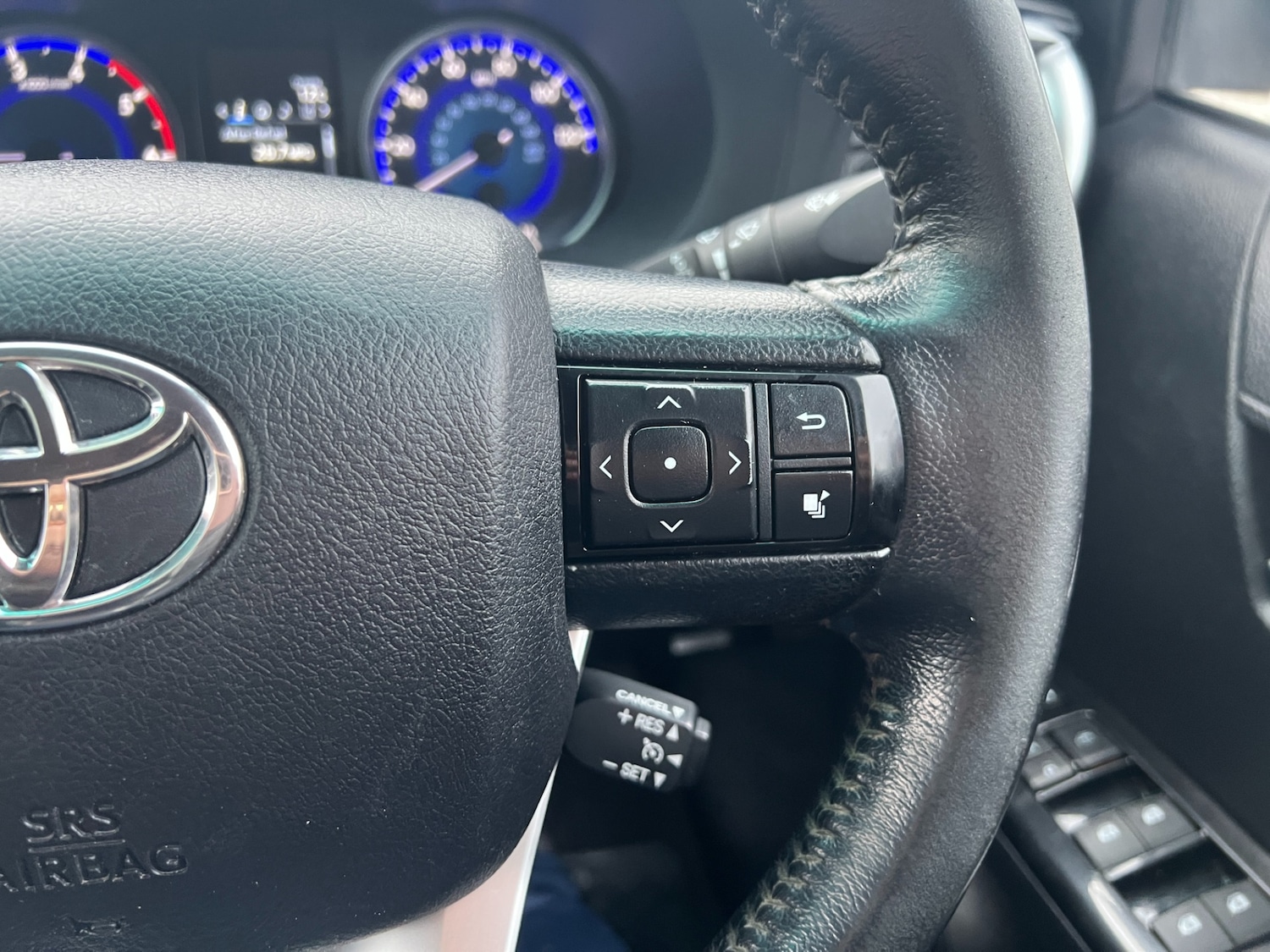 Used Toyota Hilux 2017 for sale - 77005439: Photo 26