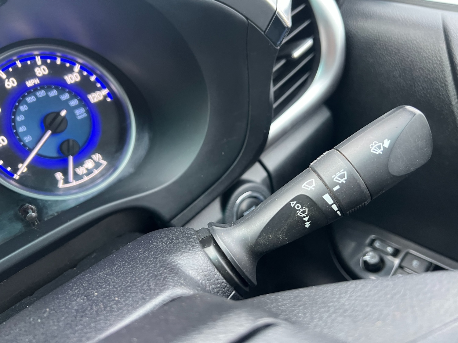 Used Toyota Hilux 2017 for sale - 77005439: Photo 27