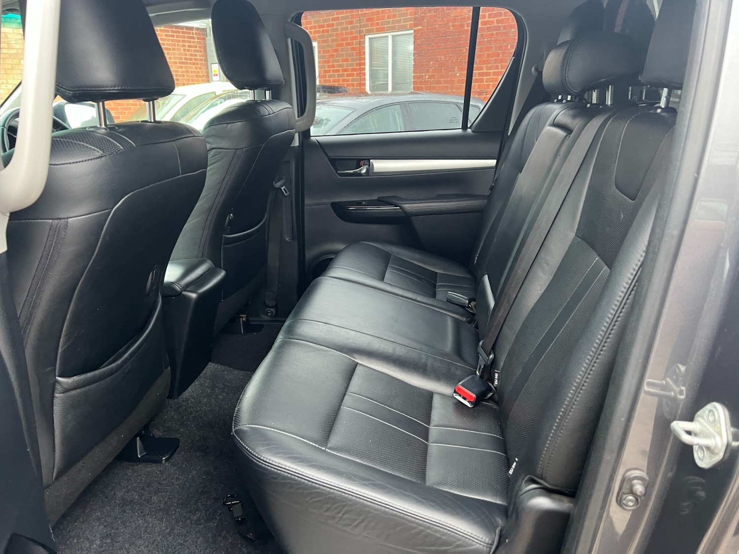 Used Toyota Hilux 2017 for sale - 77005439: Photo 41