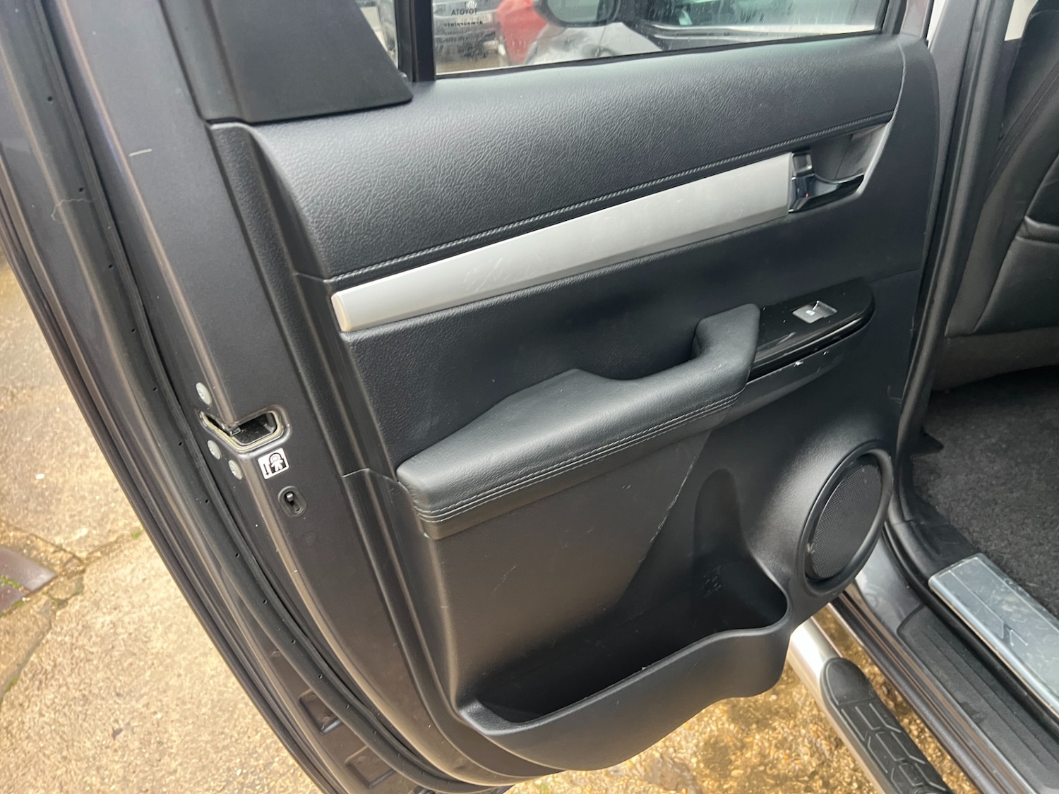 Used Toyota Hilux 2017 for sale - 77005439: Photo 43