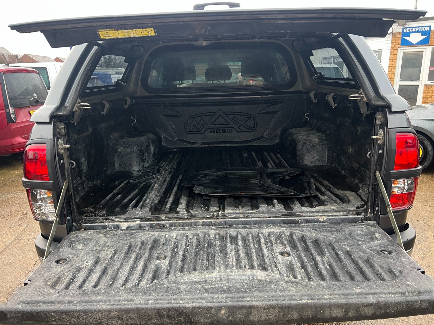 Used Toyota Hilux 2017 for sale - 77005439: Photo 44