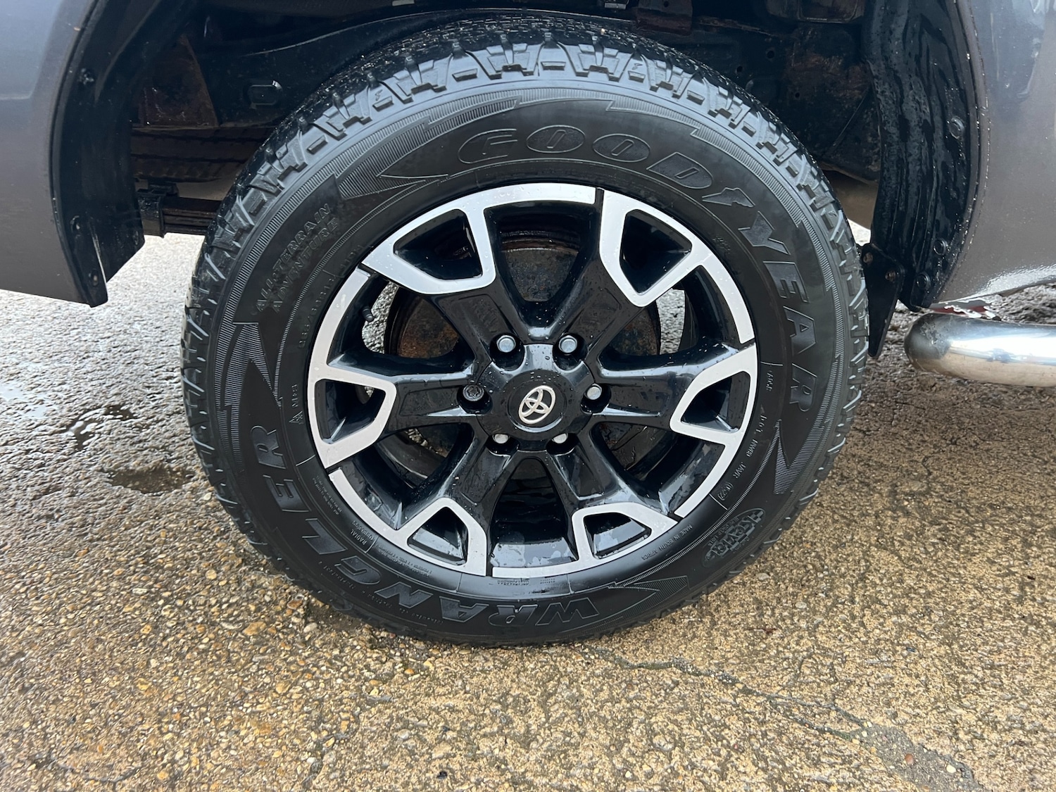 Used Toyota Hilux 2017 for sale - 77005439: Photo 45