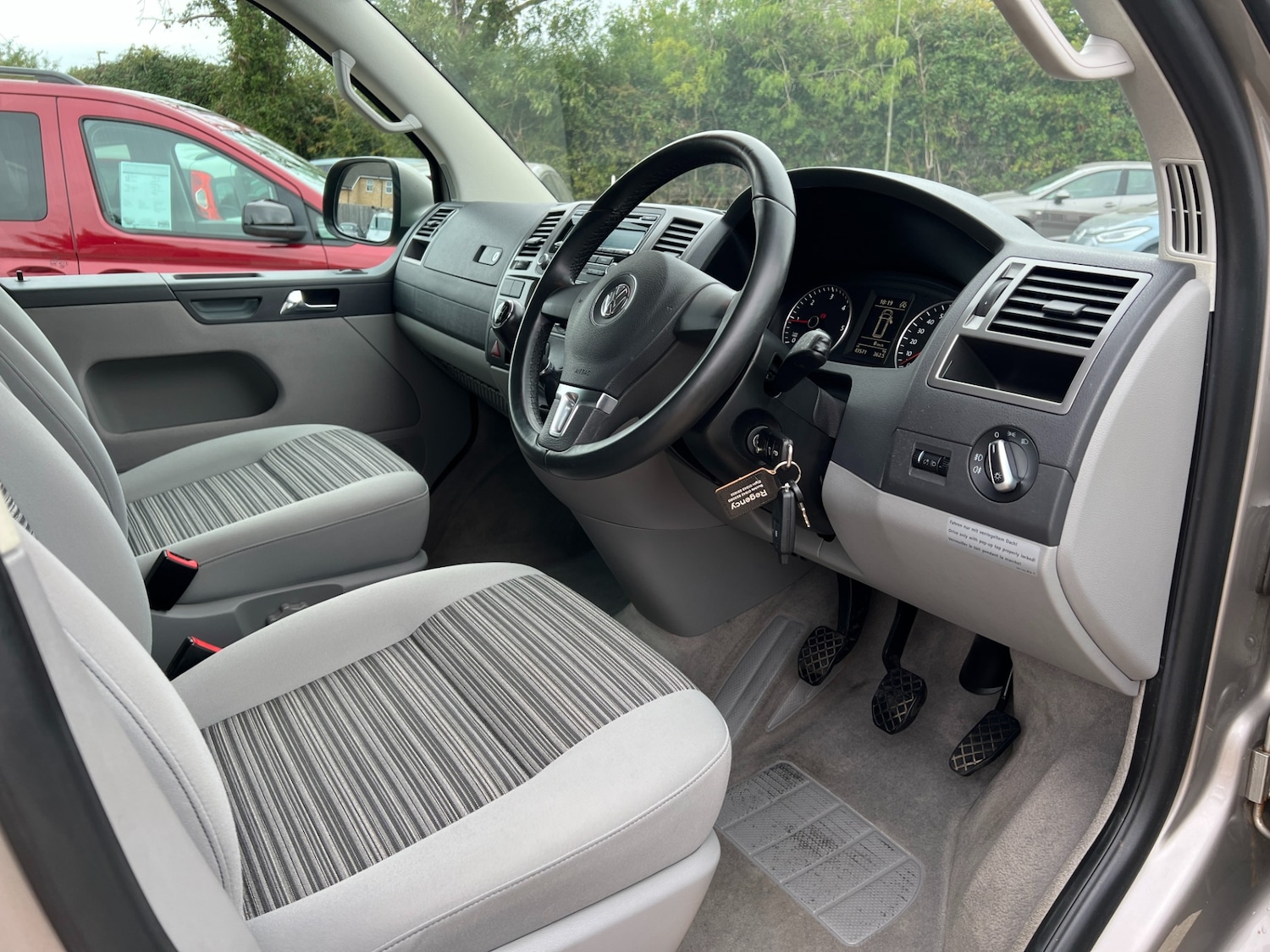 Used Volkswagen California 2015 for sale - 76383298: Photo 24