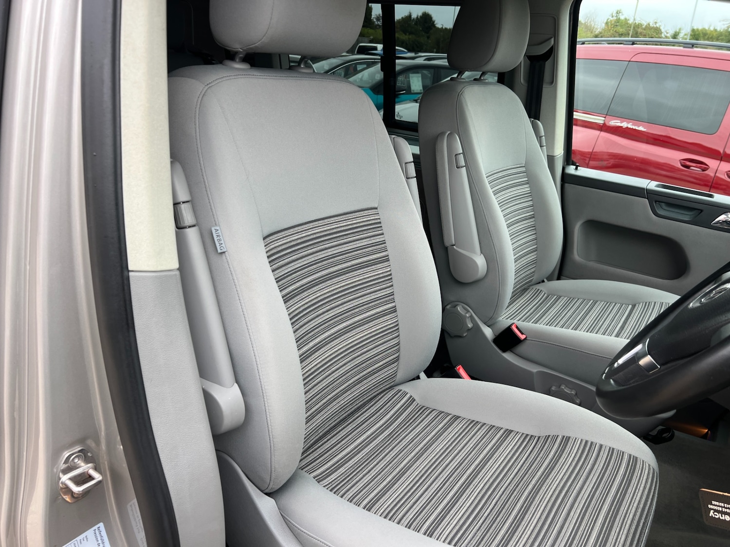 Used Volkswagen California 2015 for sale - 76383298: Photo 26