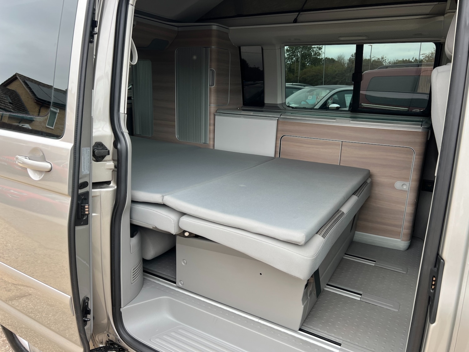 Used Volkswagen California 2015 for sale - 76383298: Photo 55