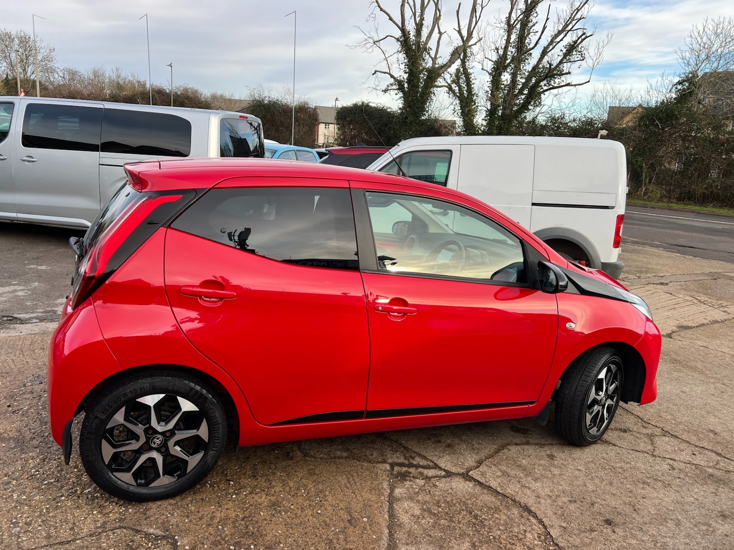 Used Toyota AYGO 2020 for sale - 77997609: Photo 8