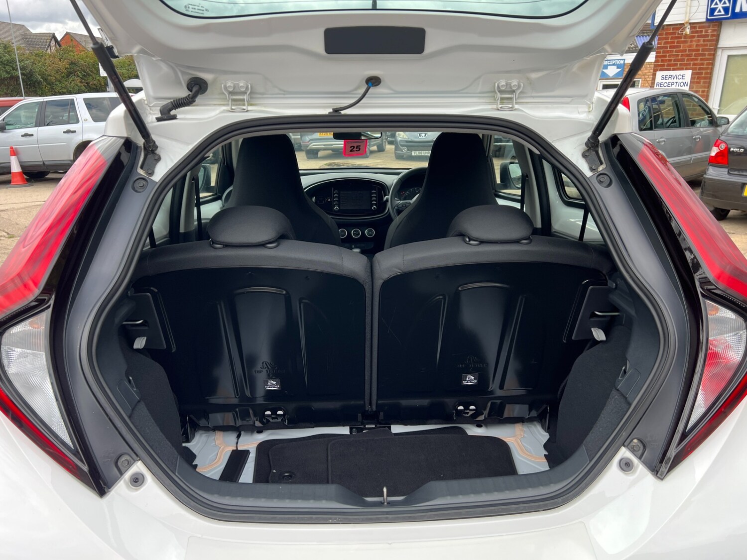 Used Toyota Aygo X 2022 for sale - 77997629: Photo 44