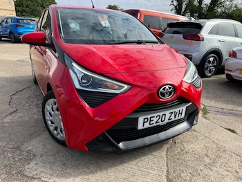 2020 (20) - 1.0 VVT-i X-Play 5dr