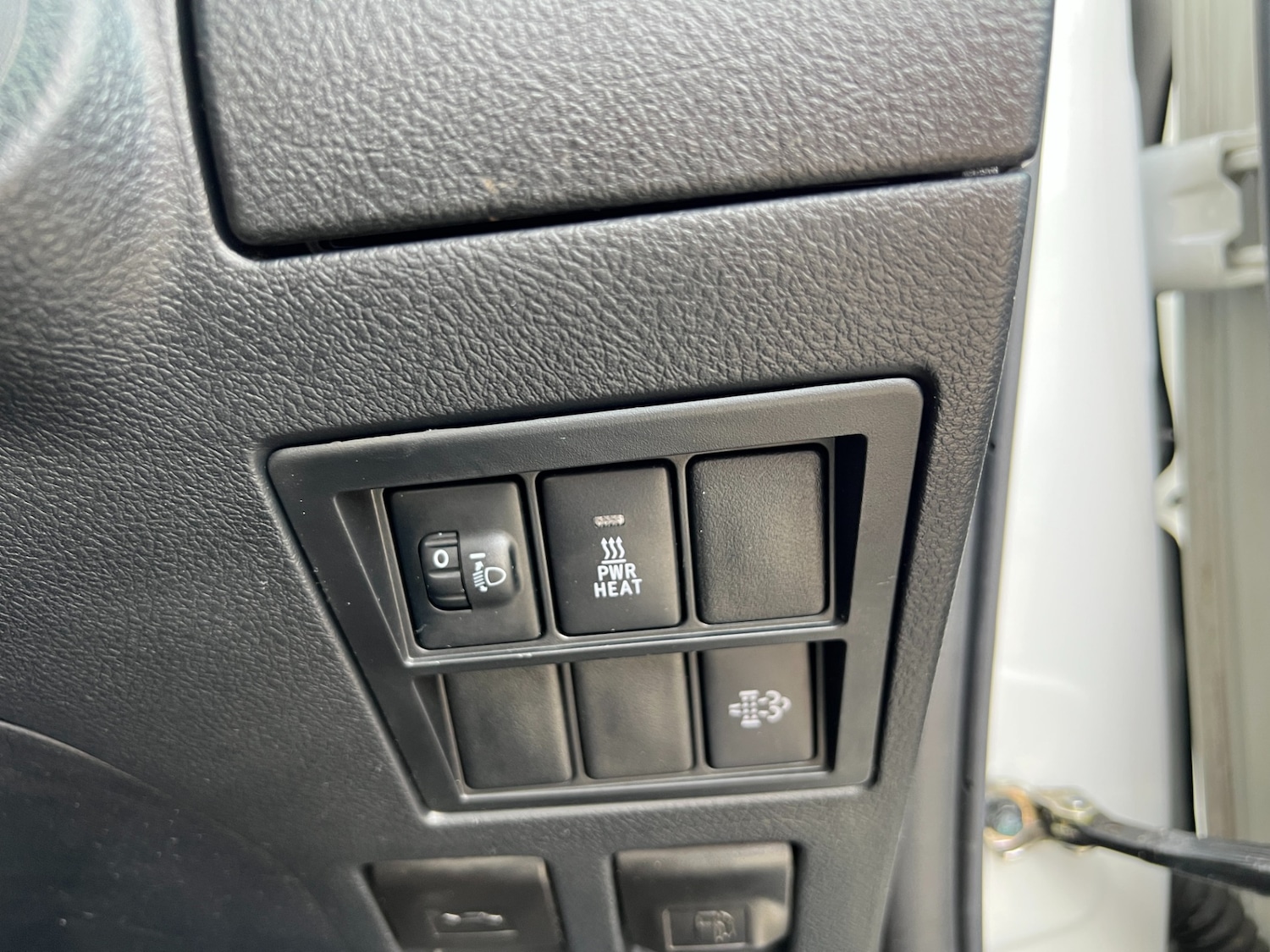 Used Toyota Hilux 2020 for sale - 76381904: Photo 28