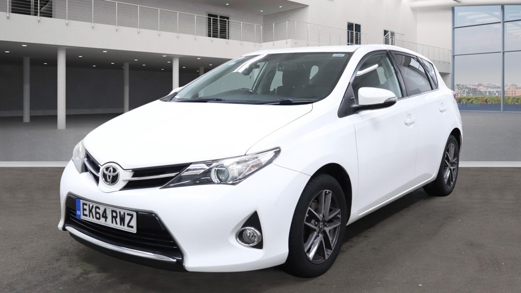 Used Toyota Auris 2014 for sale - 77877369: Photo 2