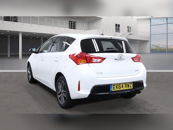Used Toyota Auris 2014 for sale - 77877369: Photo