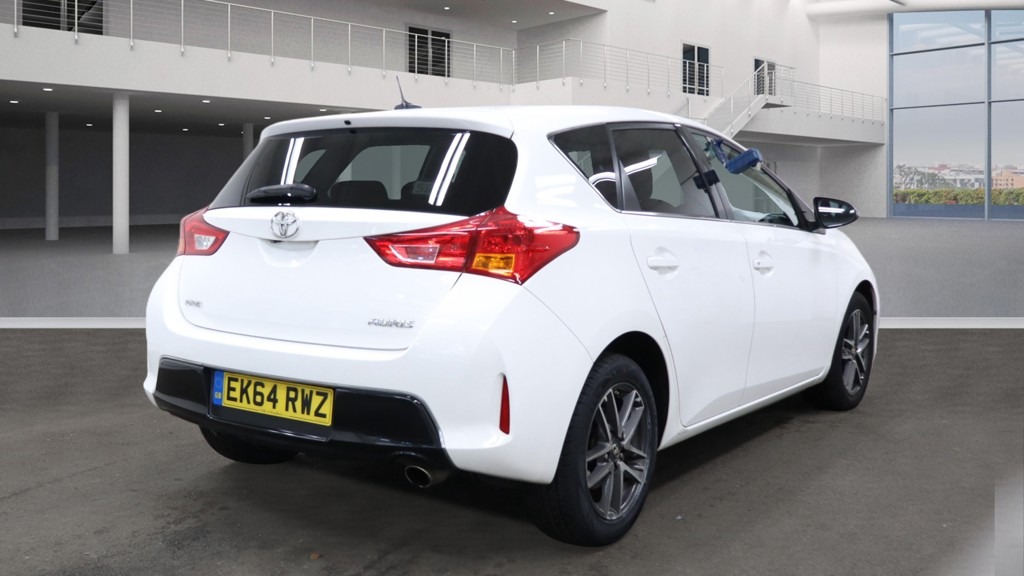 Used Toyota Auris 2014 for sale - 77877369: Photo 4