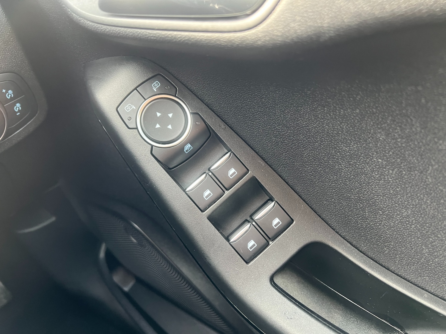 Used Ford Fiesta 2019 for sale - 77675784: Photo 27