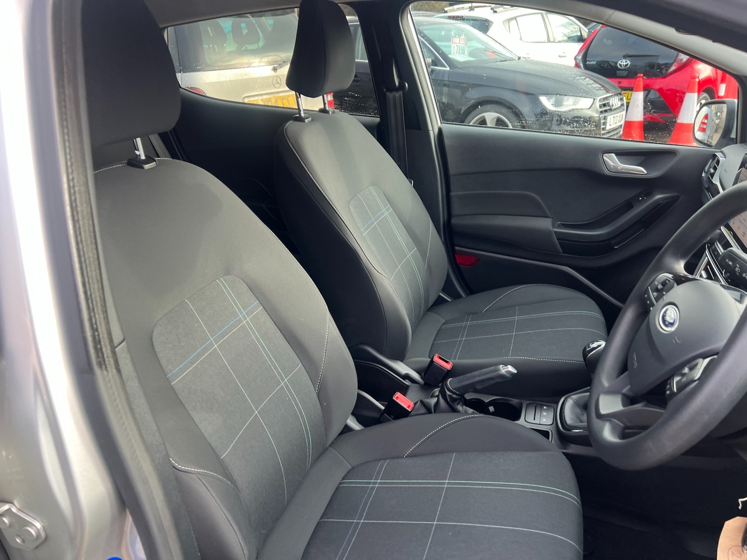 Used Ford Fiesta 2019 for sale - 77675784: Photo 32