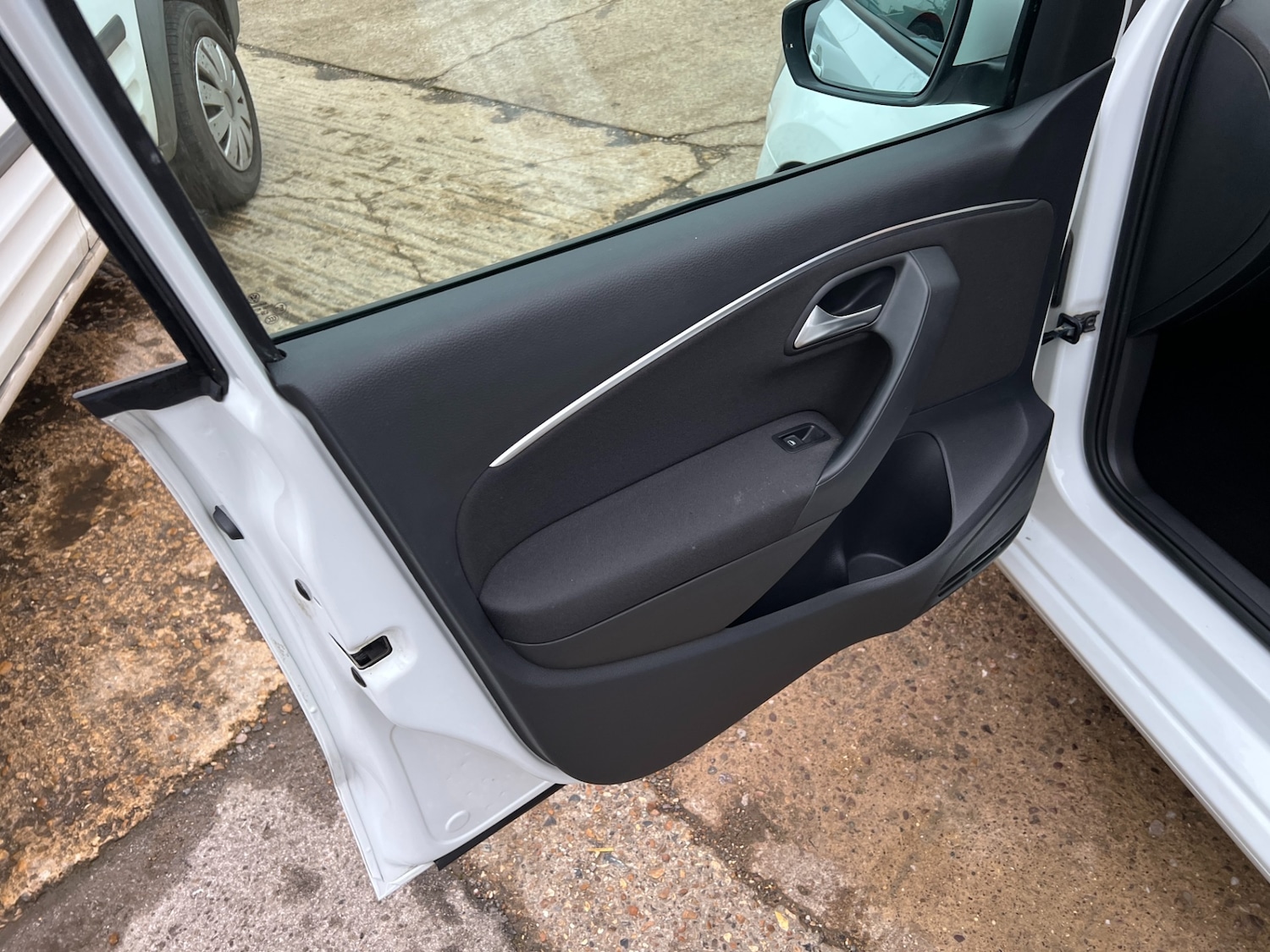 Used Volkswagen Polo 2017 for sale - 77196508: Photo 14