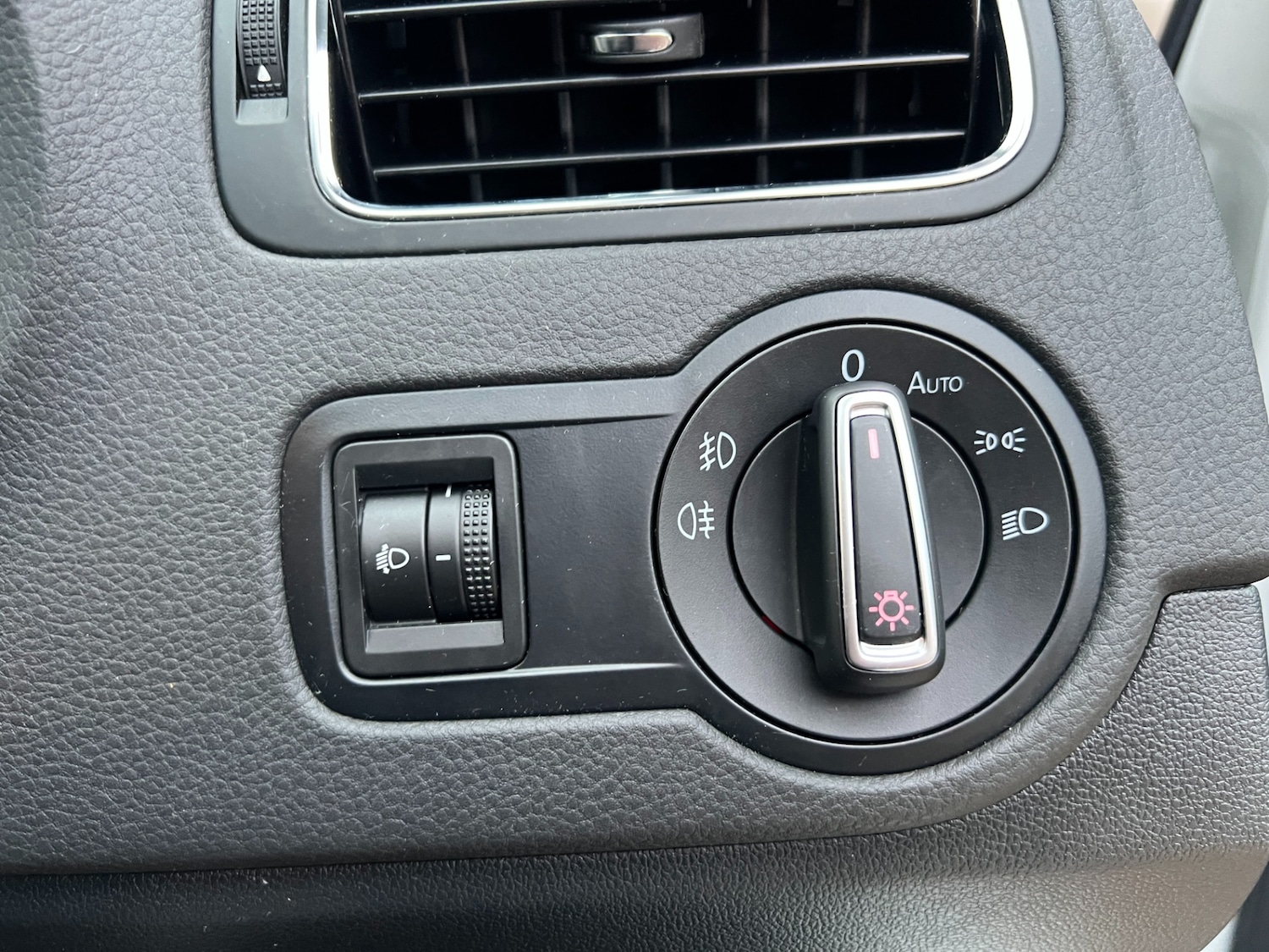 Used Volkswagen Polo 2017 for sale - 77196508: Photo 29