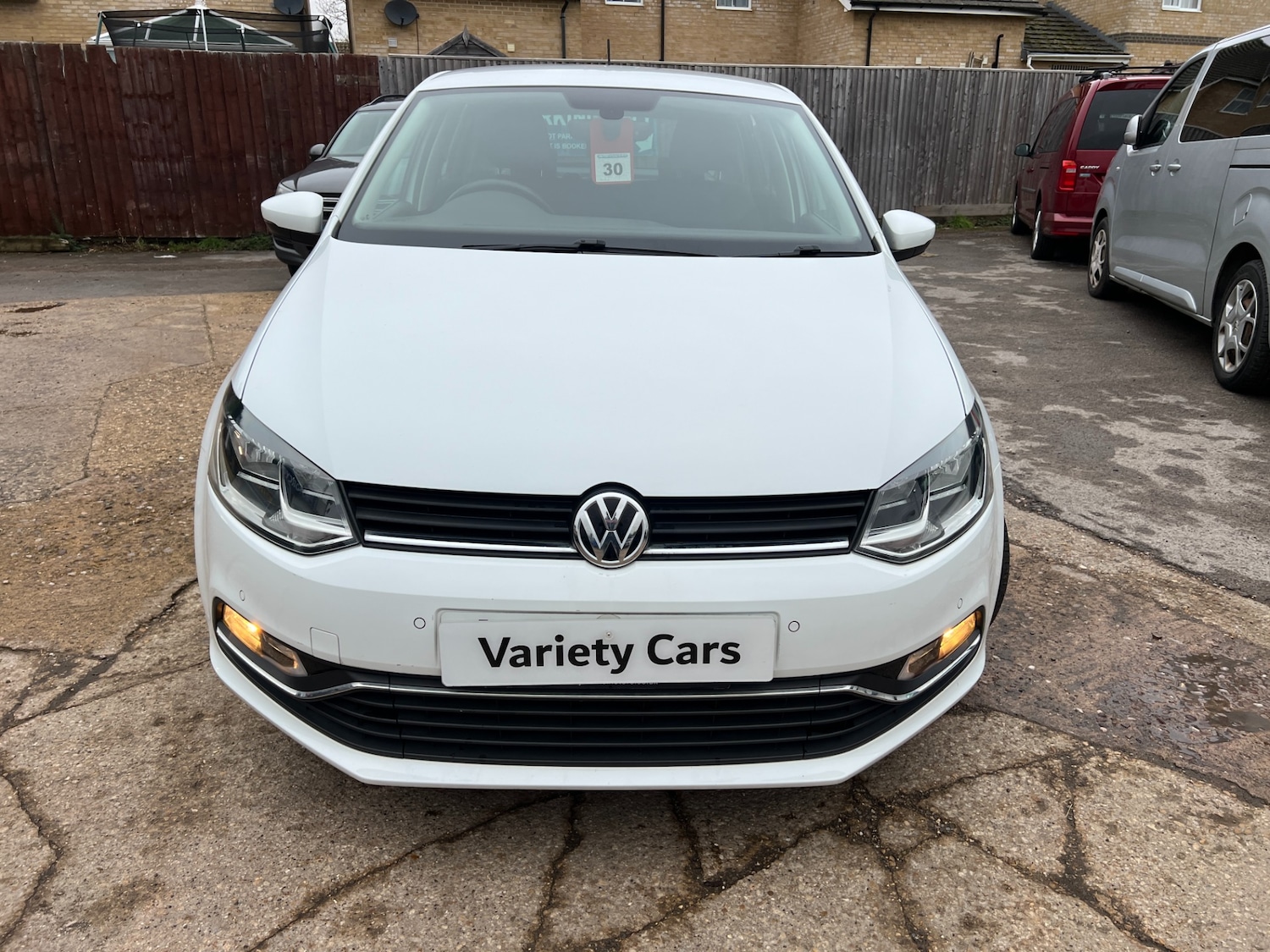 Used Volkswagen Polo 2017 for sale - 77196508: Photo 4