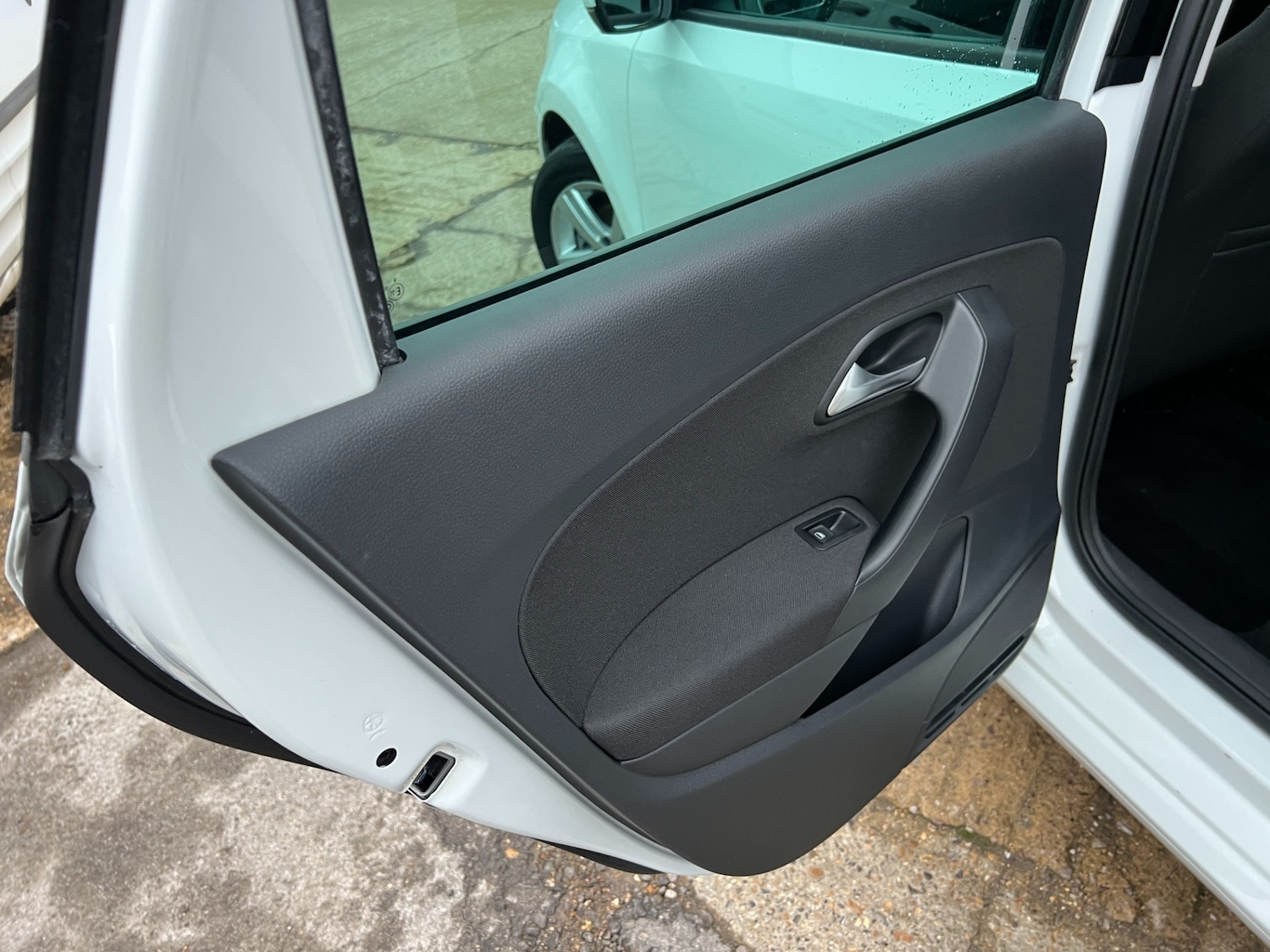 Used Volkswagen Polo 2017 for sale - 77196508: Photo 42