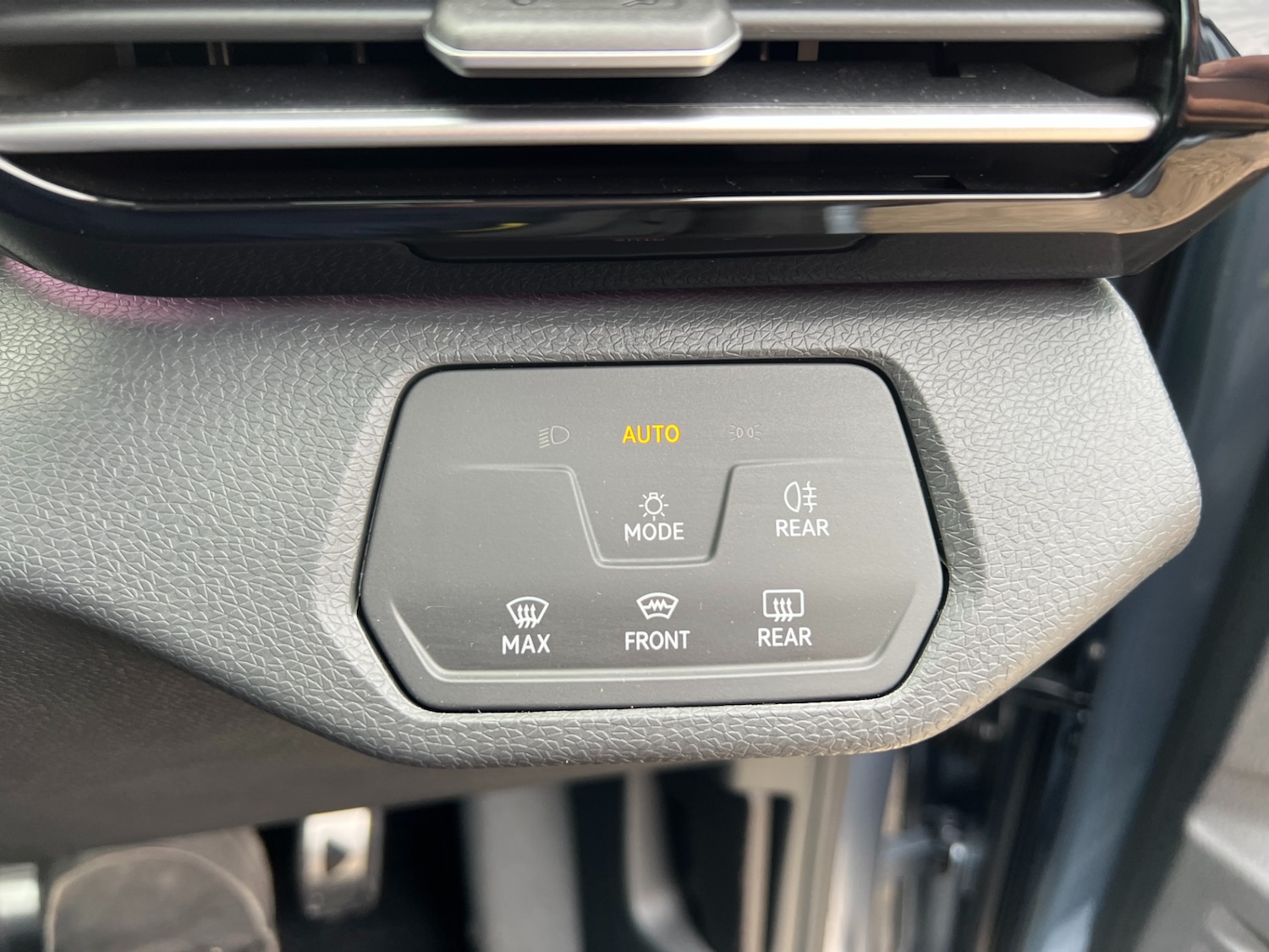 Used Volkswagen ID.4 2023 for sale - 77055133: Photo 33