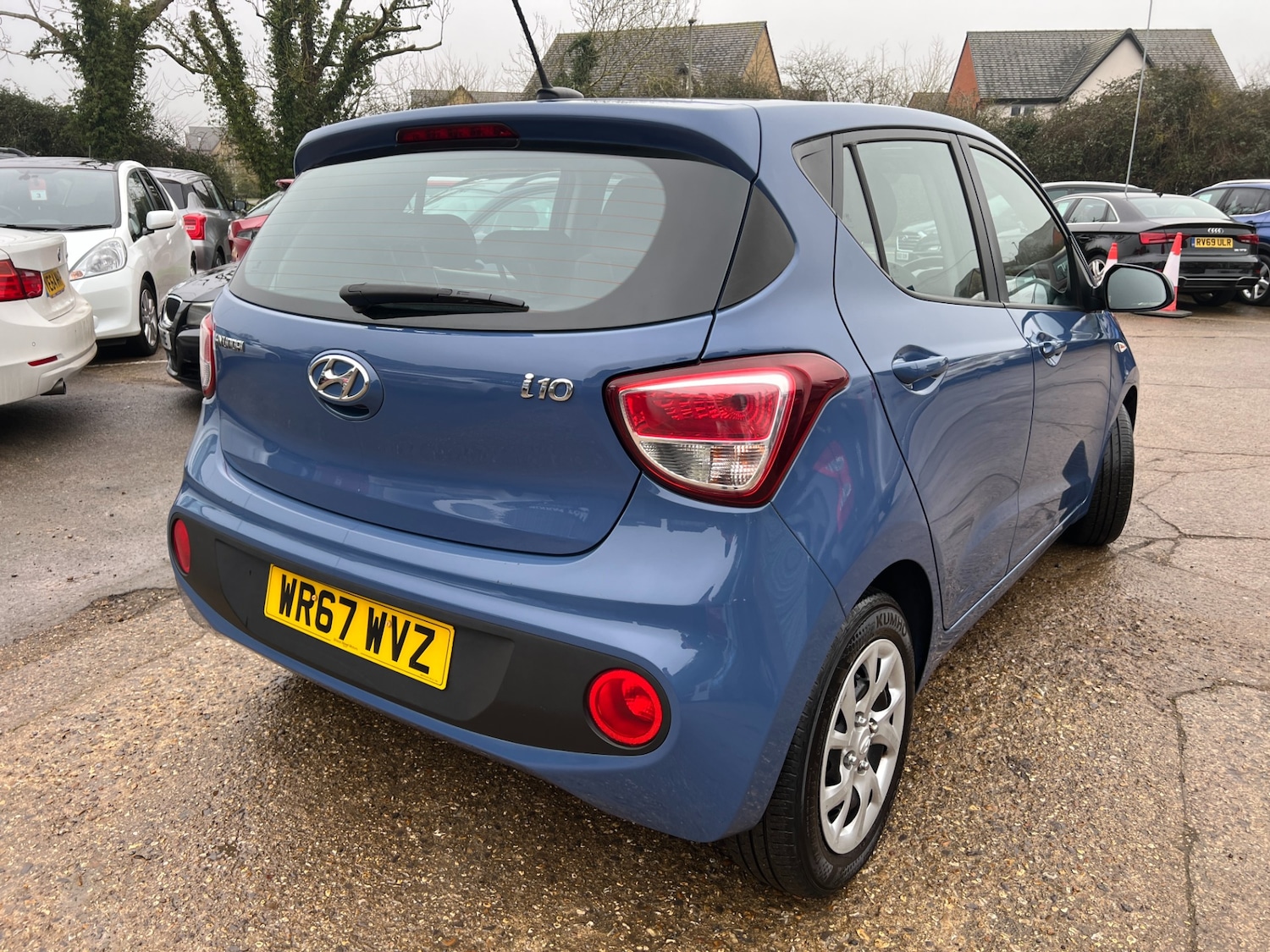 Used Hyundai i10 2017 for sale - 76640448: Photo 3