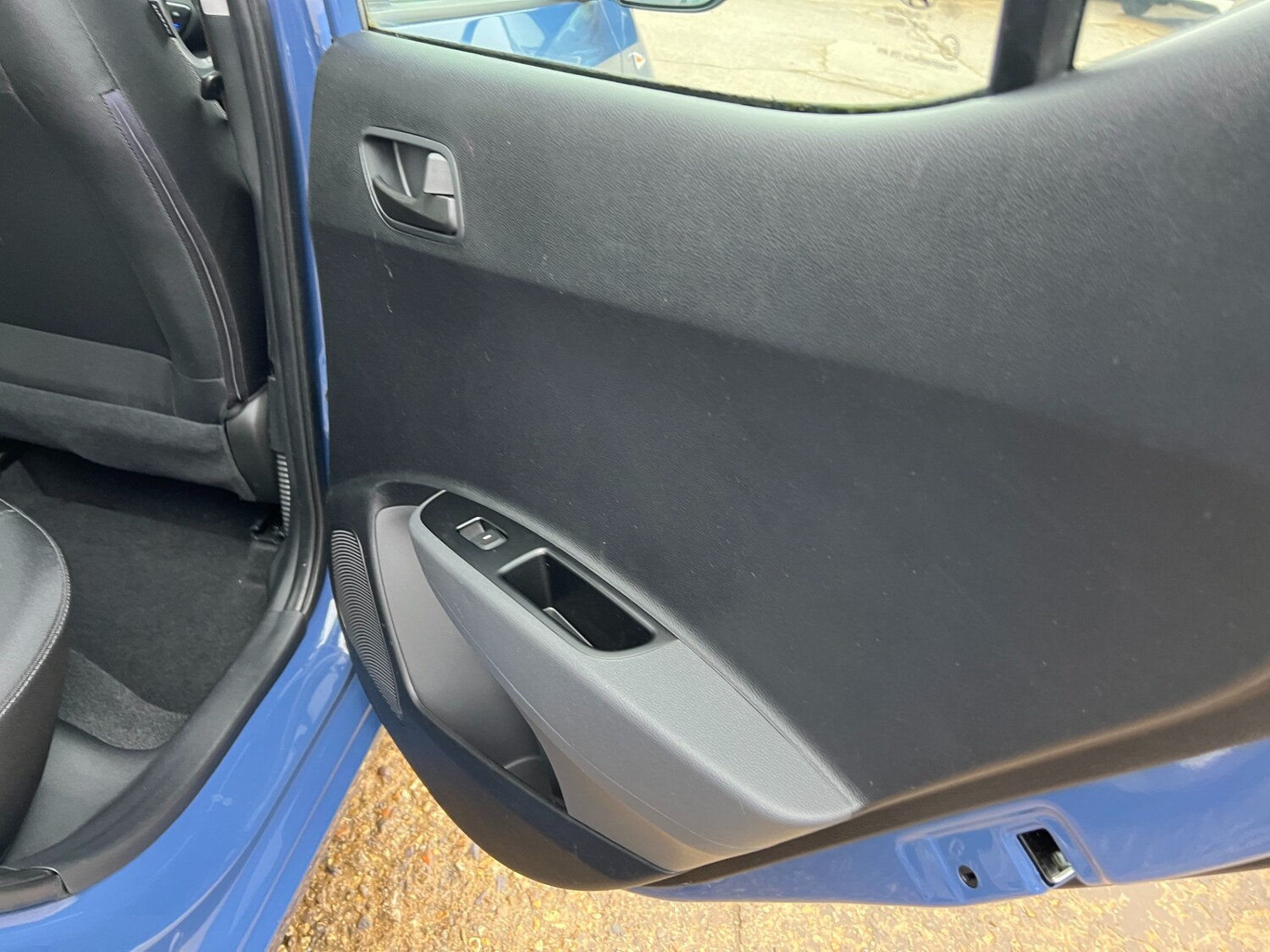 Used Hyundai i10 2017 for sale - 76640448: Photo 37