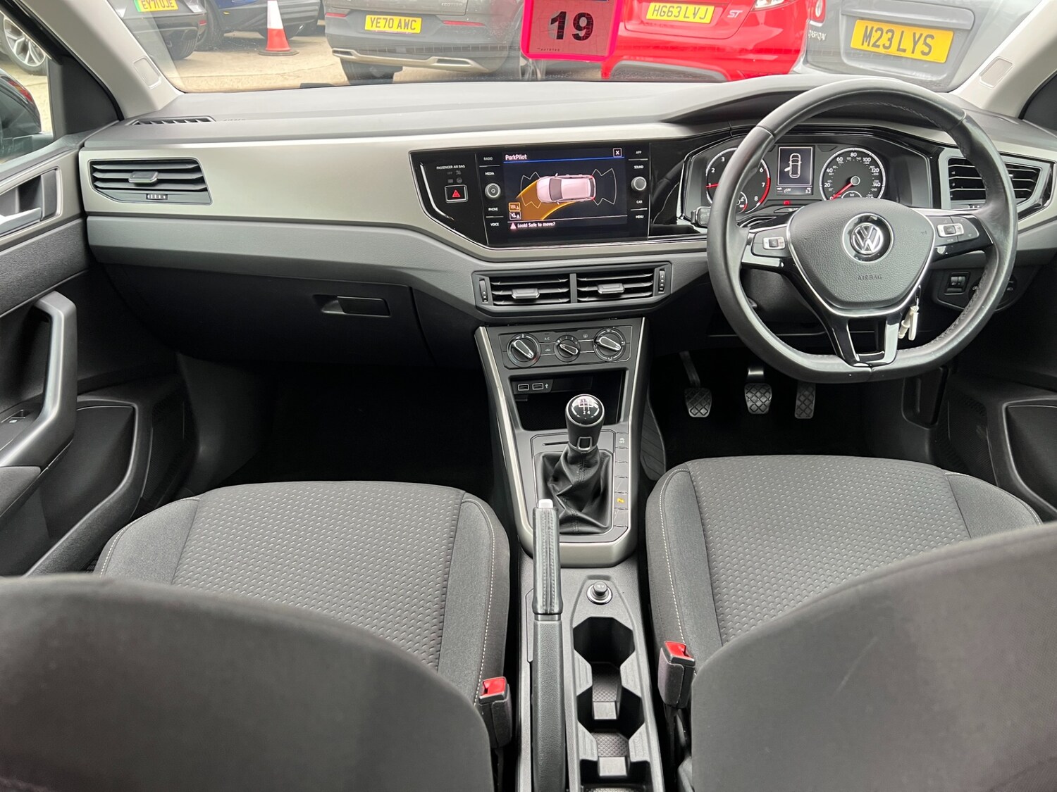 Used Volkswagen Polo 2018 for sale - 77877403: Photo 14