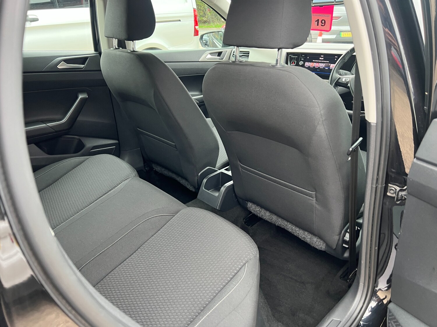 Used Volkswagen Polo 2018 for sale - 77877403: Photo 32