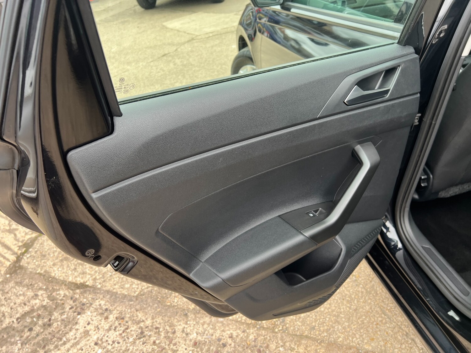 Used Volkswagen Polo 2018 for sale - 77877403: Photo 40