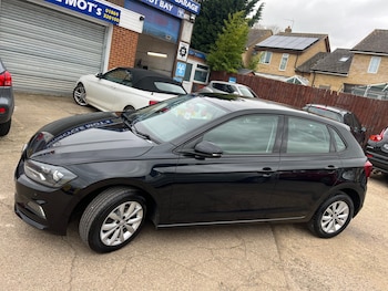 Used Volkswagen Polo 2018 for sale - 77877403: Photo