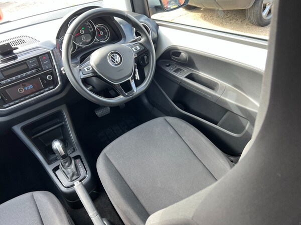 Used Volkswagen up! 2023 for sale - 75639513: Photo 15